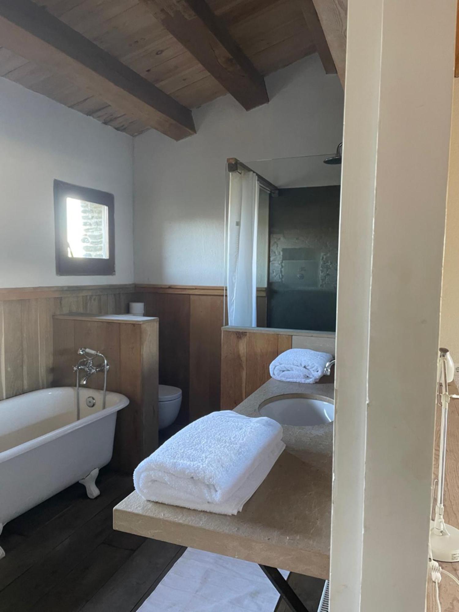 Isla Privada en Cadaqués de ensueño con 11 habitaciones dobles con baño privado y piscina Extérieur photo